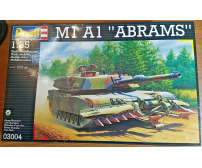 REVELL 1:35 M1 A1 ABRAMS Carro Armato Modellino plastica Tank soldatini II ww
