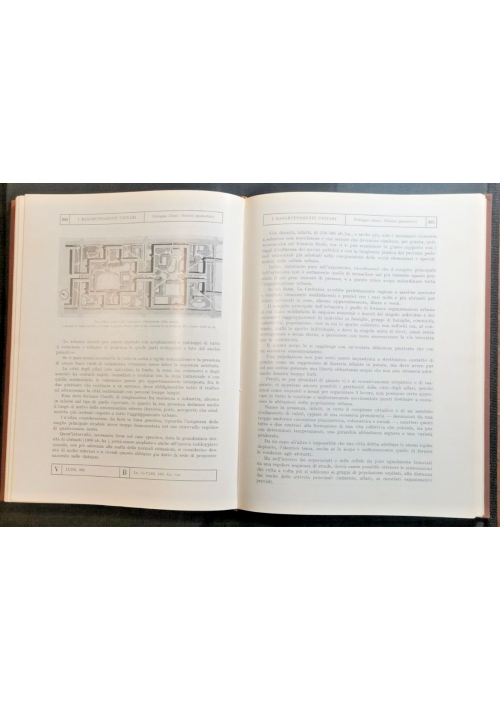 URBANISTICA 2 volumi di Giorgio Rigotti La tecnica composizione 1973 Libro